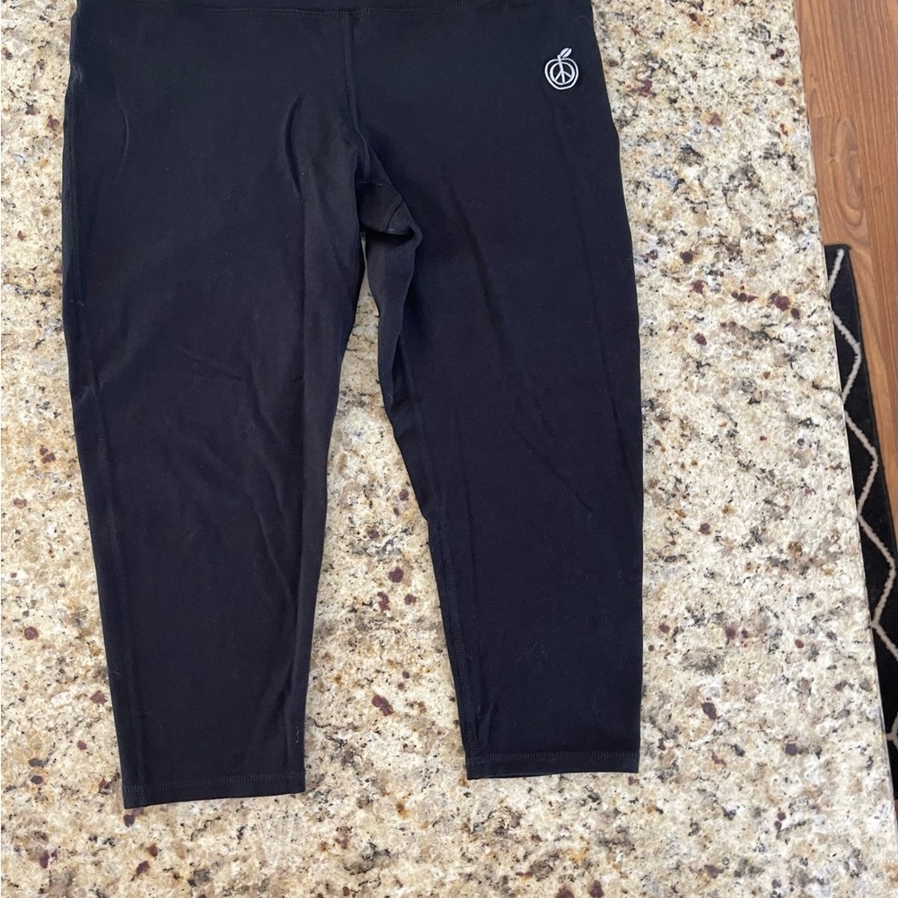 Green Apple Black Women's Capri Leggings, active, yoga. Bamboo + Organic Cotton.
